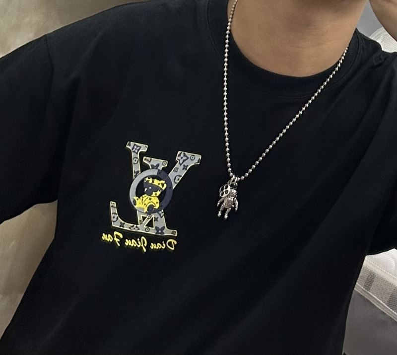 Louis Vuitton Necklaces